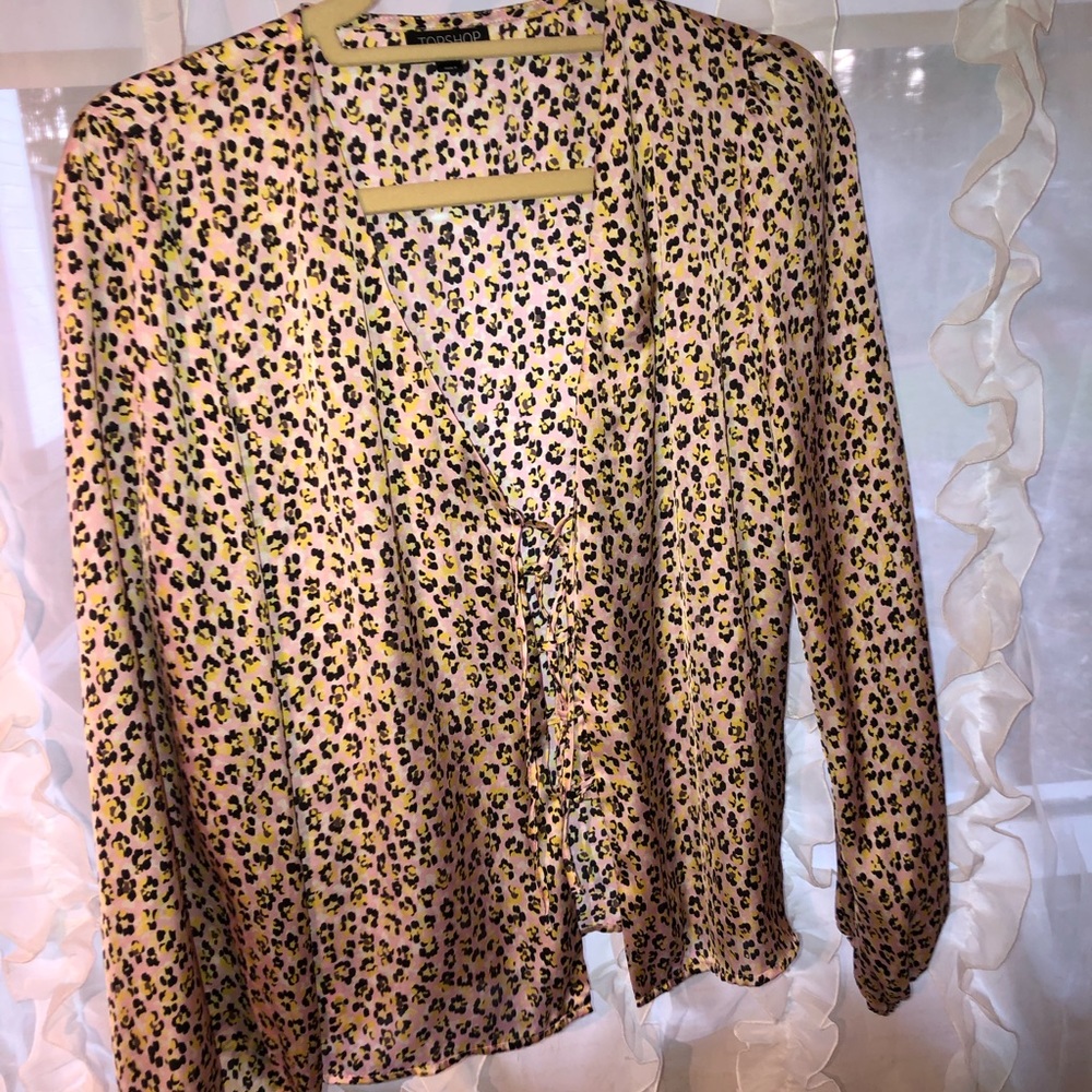 Leopard print top with ties in front